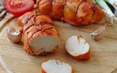 Куриная пастрома в молоке в духовке
