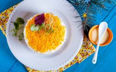 Рисовый салат с печенью и кукурузой