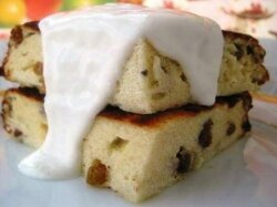 Аппетитная творожная запеканка с изюмом в мультиварке