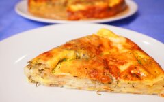 Сырный пирог из лаваша с зеленью в духовке