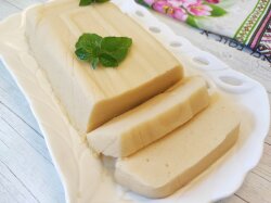 Десерт из яблочного пюре с желатином