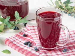 Компот из жимолости без стерилизации на зиму