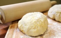 Бездрожжевое тесто на майонезе для пиццы