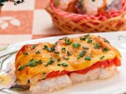 Рыба «Мечта» запеченная с помидорами и сыром