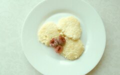 Ягодные сырники для детей