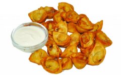 Жареные пельмени в панировке на сковороде