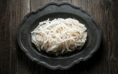 Квашеная репа с морковью и жгучим перцем