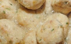 Тефтели в сметанно-сливочной подливе