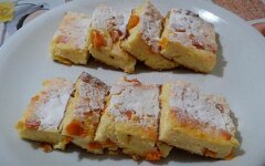 Шарлотка с творогом и тыквой на кефире