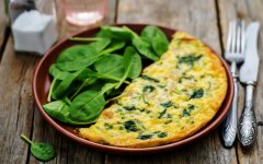 Фриттата с рикоттой, пармезаном и шпинатом