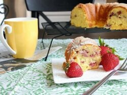 Кекс клубничный на йогурте