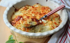 Картофельная запеканка с сыром по-французски
