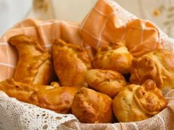 Капустные пирожки с мясом