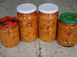 Соте из баклажанов и помидоров с уксусом