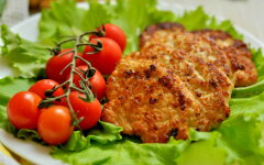 Оладьи из куриной грудки с овсянкой