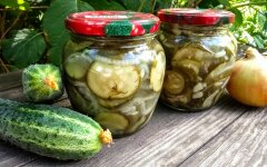 Салат из огурцов на зиму с горчицей, перцем и чесноком