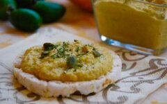 Дип из тыквенных семечек с льняным маслом