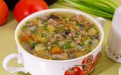 Овощной суп с фаршем на скорую руку