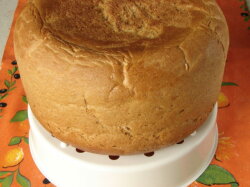 Дрожжевой белый хлеб на молоке в мультиварке