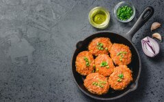Ленивые голубцы с жареной капустой на сковороде