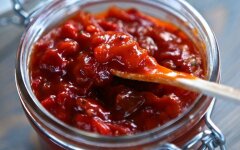 Соус барбекю из перца и моркови с табаско