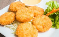 Куриные наггетсы из фарша с чесноком