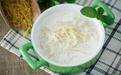 Молочный суп с любимой вермишелью