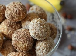 Творожное печенье с бананом в кокосовой стружке