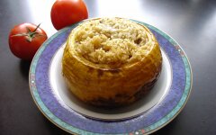 Сладкая рисовая каша на молоке в тыкве