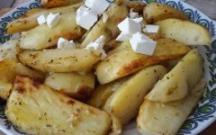 Картошка с лимонным соком и орегано