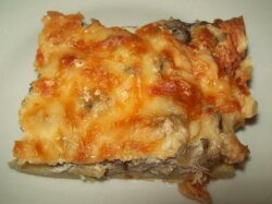 Картофель по-французски с грибами под сыром