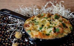 Фаршированные каннеллони с грибами и брынзой