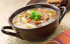 Постный суп из белой и стручковой  фасоли