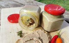 Запеченный паштет из утиной печени с салом