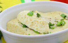 Белковый омлет с кабачком на пару в мультиварке