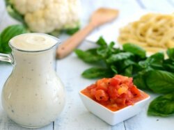 Простой сливочный соус с сыром пармезан