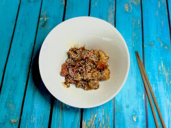 Курица с ананасом в кисло-сладком соусе