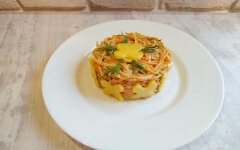 Салат Торнадо с корейской морковью, печенью и сыром