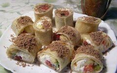 Роллы творожные, с фруктами