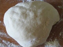 Бездрожжевое тесто для пиццы с яйцом на воде