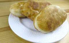 Постные пирожки с картошкой жареные на сковороде