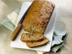 Банановый хлеб с ржаной и льняной мукой