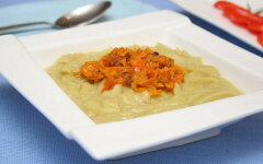 Гороховая каша со сливками и болгарским перцем