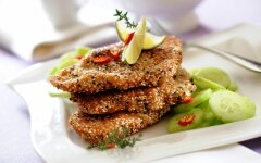 Котлеты из филе индейки с кунжутом