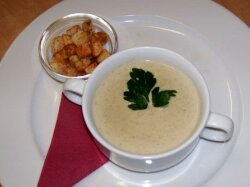 Суп-пюре из грибов в мультиварке