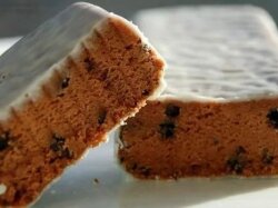 Творожно-протеиновые батончики с миндалем