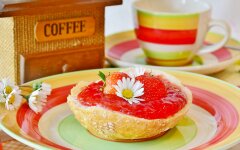 Конфитюр из клубники с мелиссой