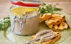 Паштет из гусиного мяса с печенью