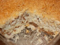 Салат «Нежность» с куриным филе и грибами