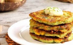 Кабачковые оладьи на кефире в духовке
